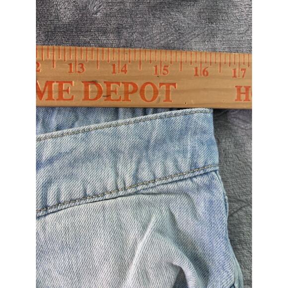 Women’s H&M Boyfriend Low Waist Tapered Leg Size 28/32 Light Wash Denim Jeans - Picture 3 of 10